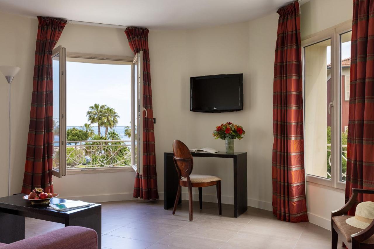 Hotel Royalmar Cagnes-sur-Mer Exterior photo