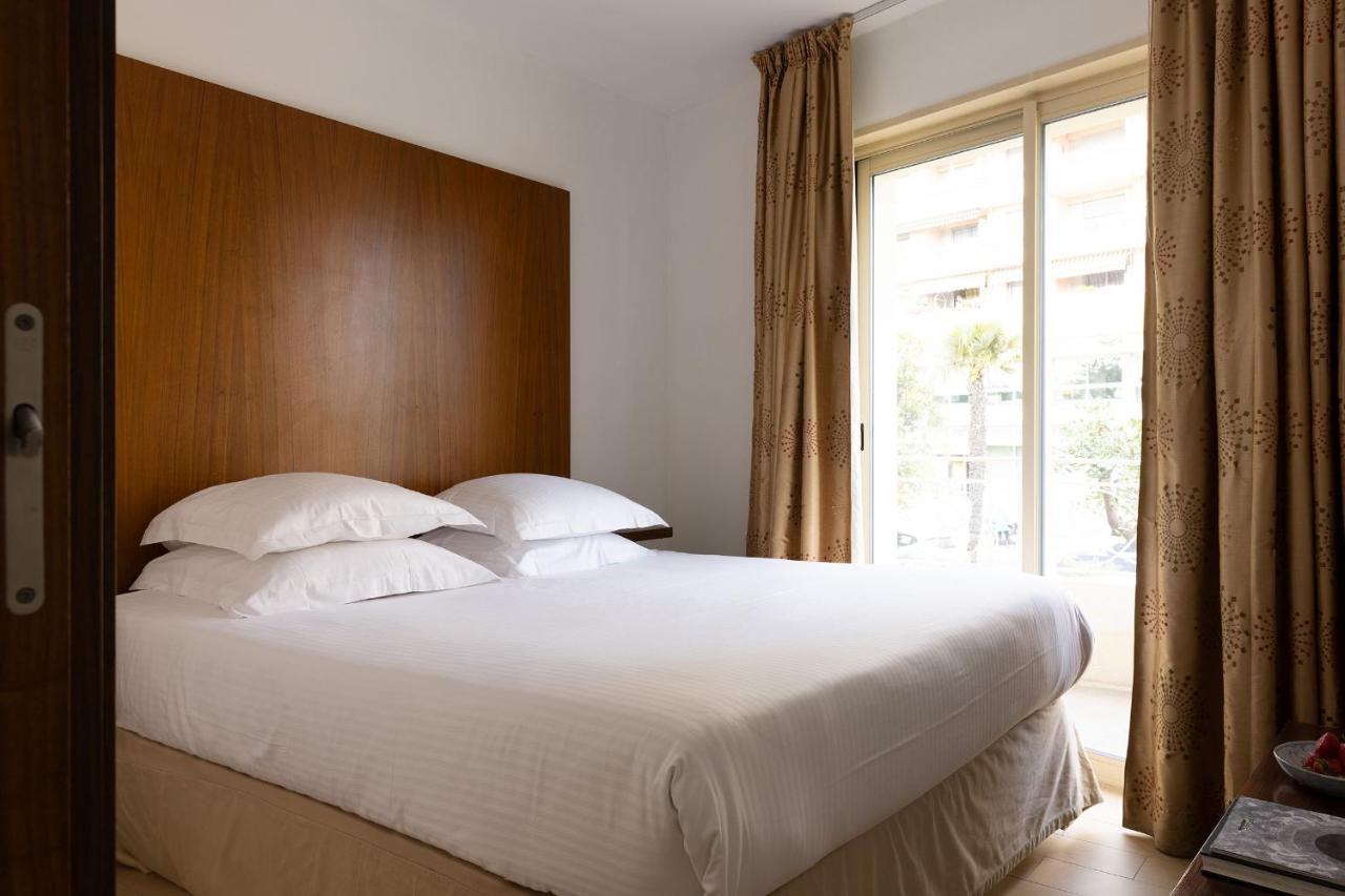 Hotel Royalmar Cagnes-sur-Mer Exterior photo