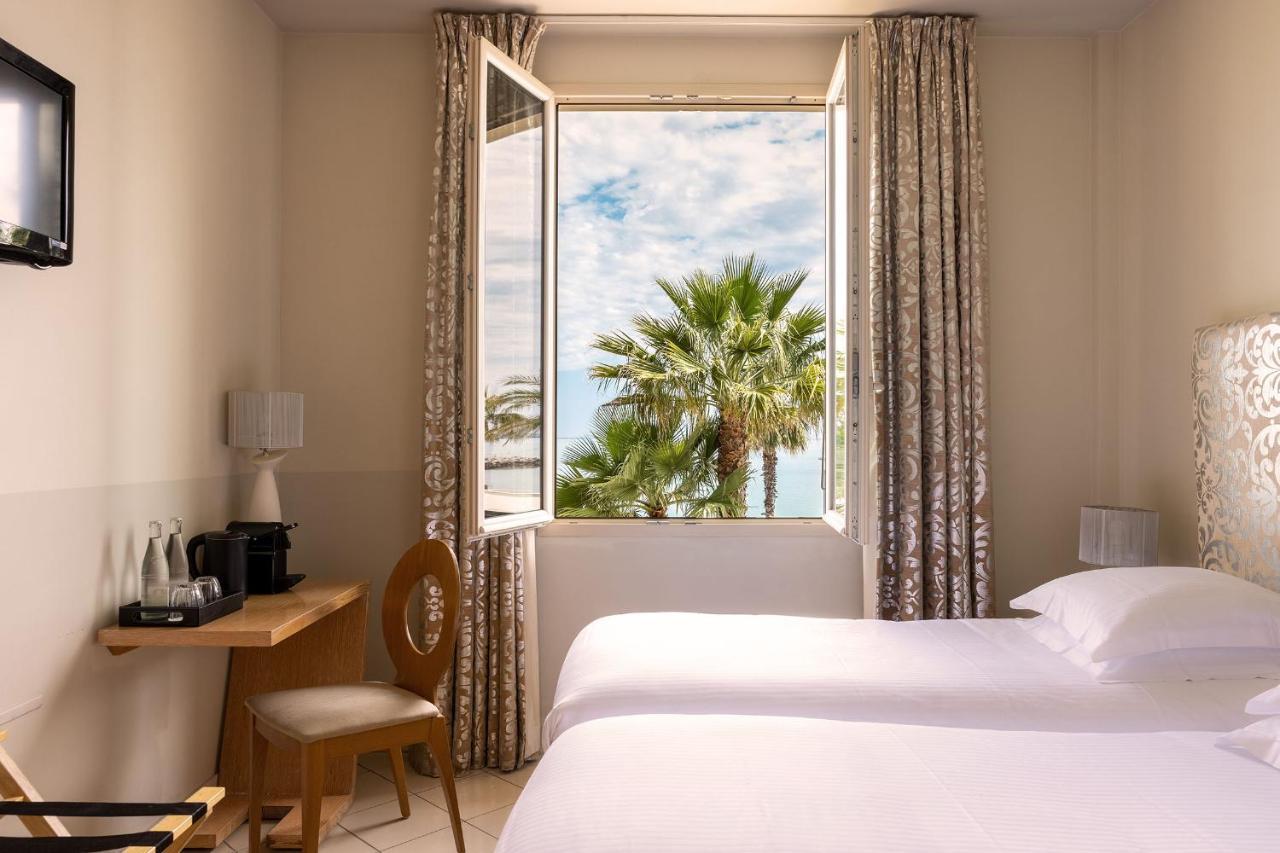 Hotel Royalmar Cagnes-sur-Mer Exterior photo