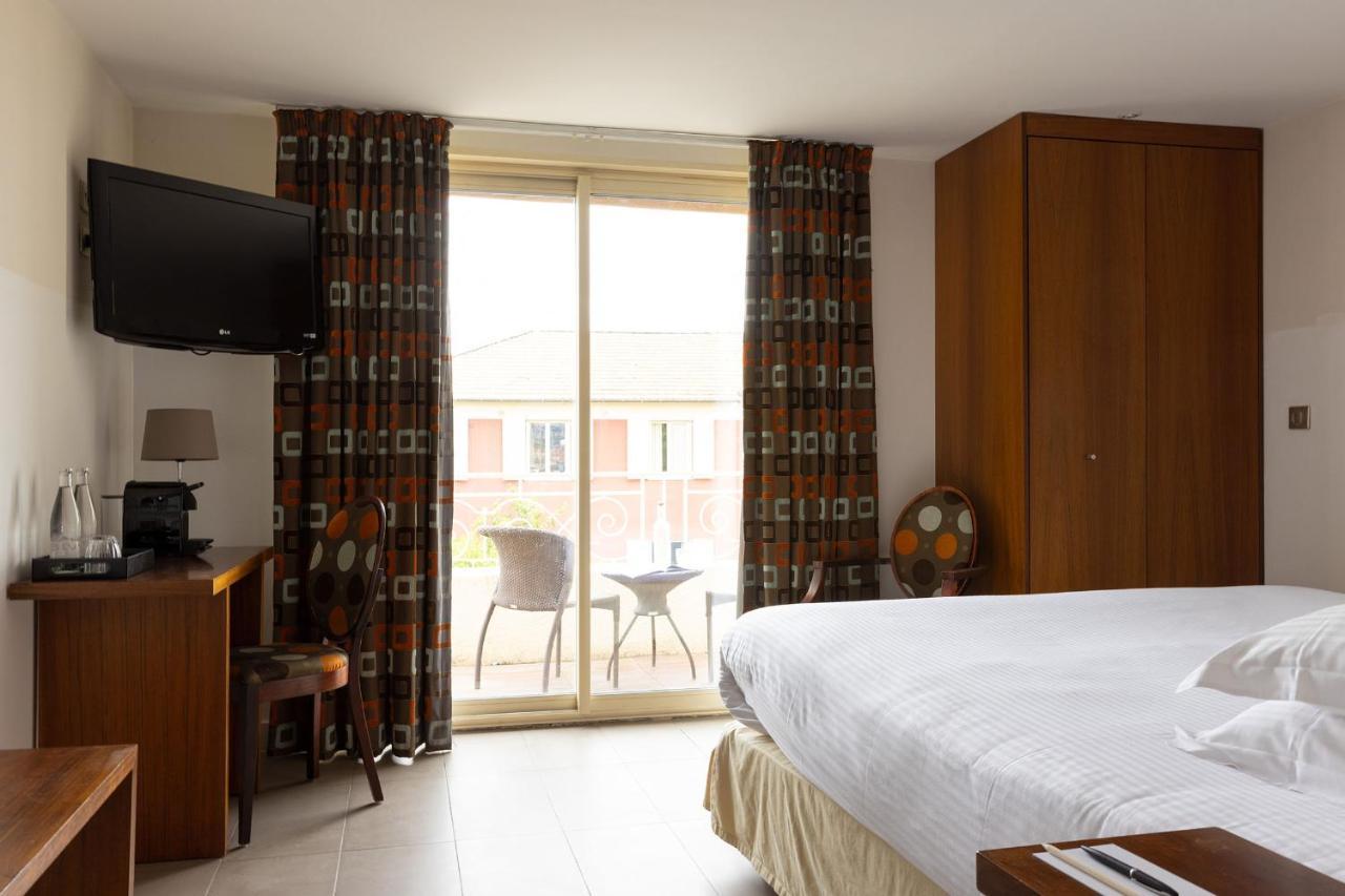 Hotel Royalmar Cagnes-sur-Mer Exterior photo