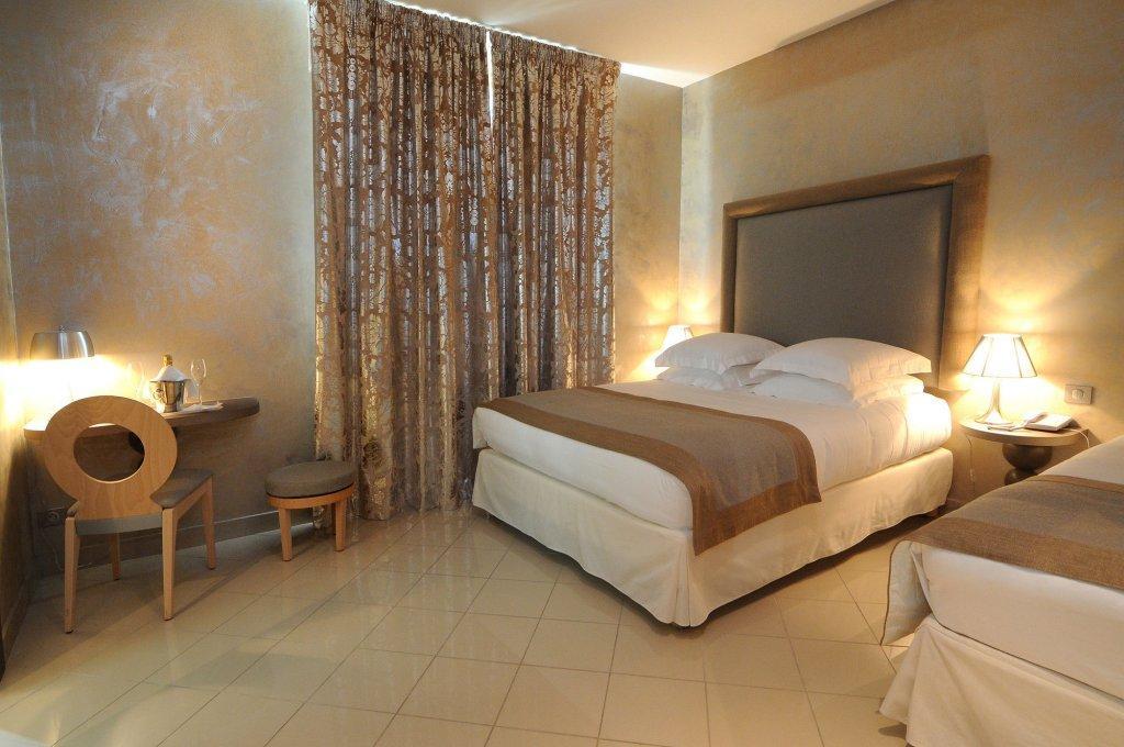 Hotel Royalmar Cagnes-sur-Mer Exterior photo