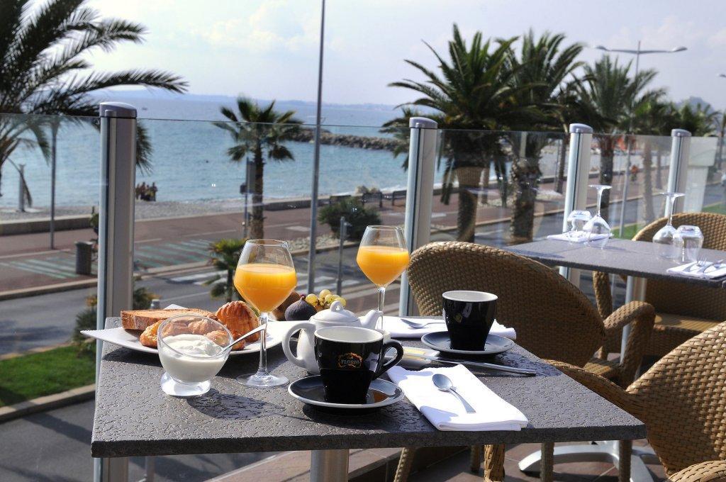 Hotel Royalmar Cagnes-sur-Mer Exterior photo