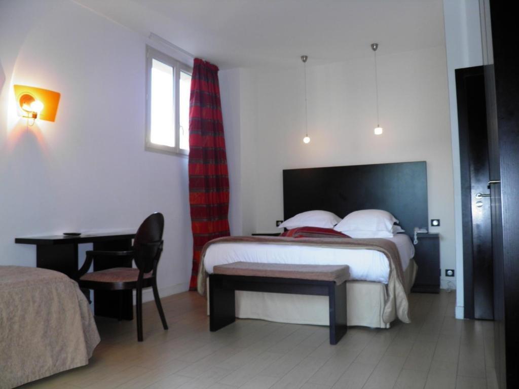 Hotel Royalmar Cagnes-sur-Mer Exterior photo