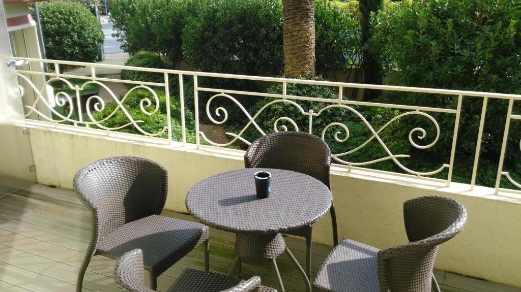 Hotel Royalmar Cagnes-sur-Mer Exterior photo